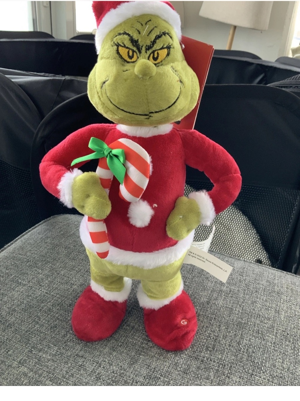 Dr Seuss Santa Grinch Side Stepper Animated Plush 13 in Tall NWT